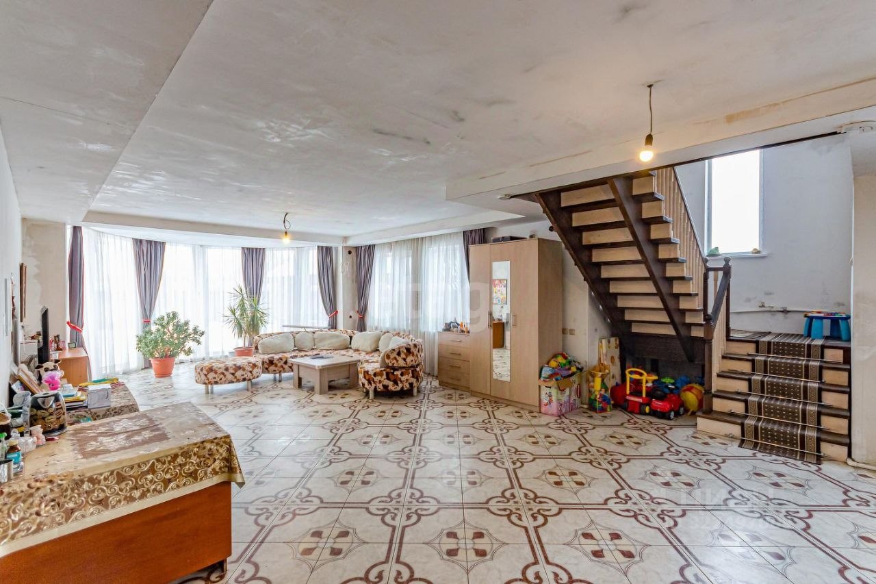 Дом, 304 м², 9.52 соток