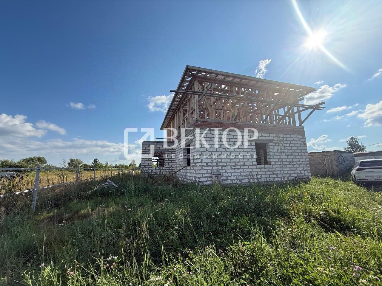 Дом, 200 м², 10 соток