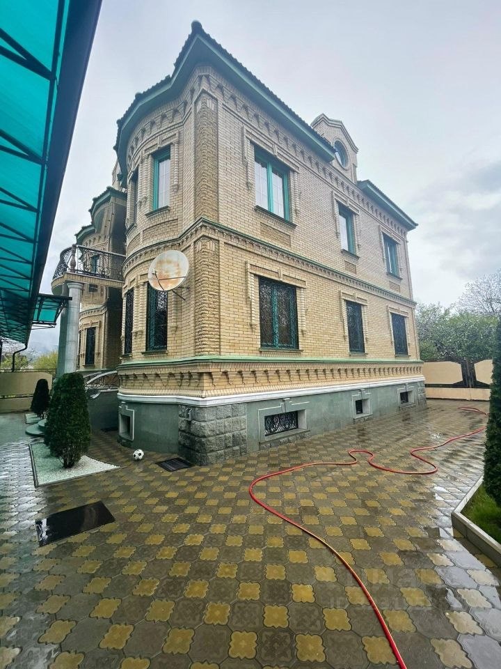 Дом, 423 м², 7.5 соток