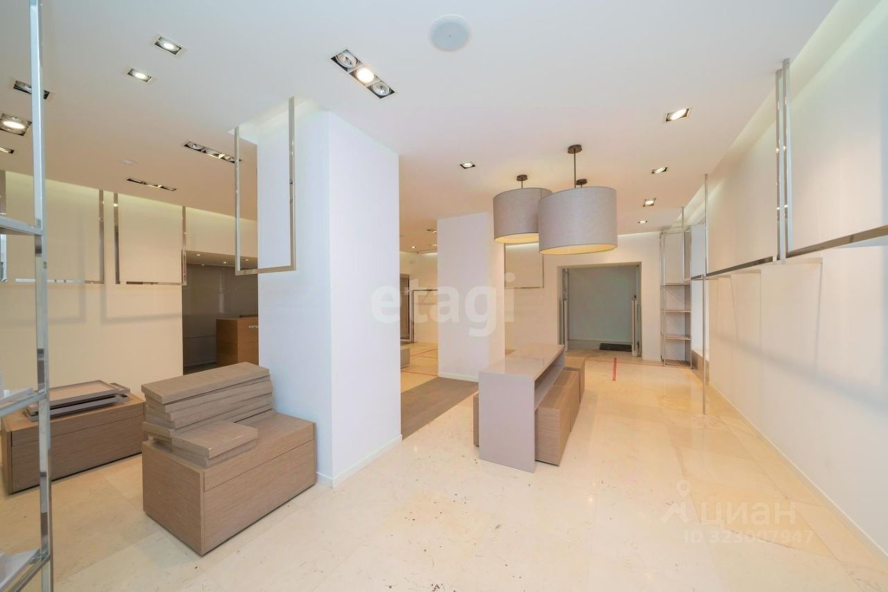 Торговое помещение, 121 м², 1/4 этаж