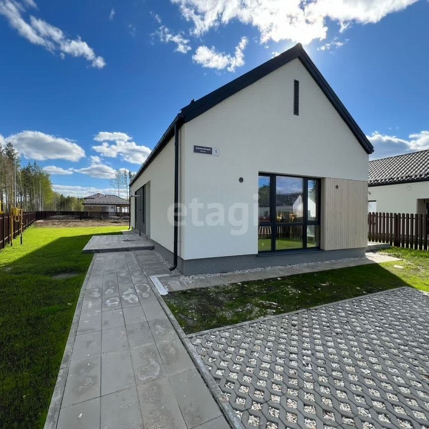  дом, 104 м², 8.1 соток