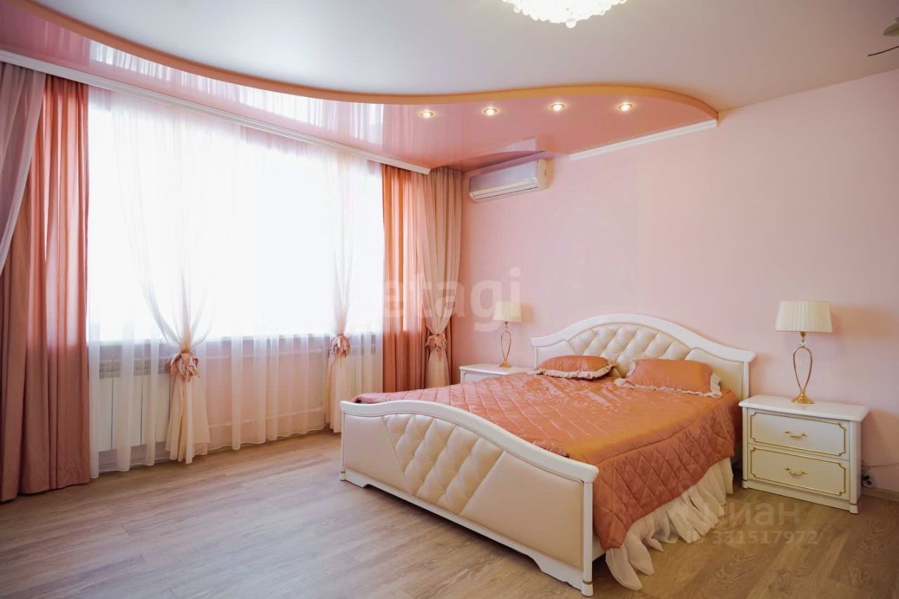 Квартира, 230 м², 5/5 этаж