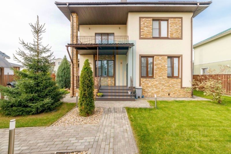 Дом, 182 м², 8.85 соток