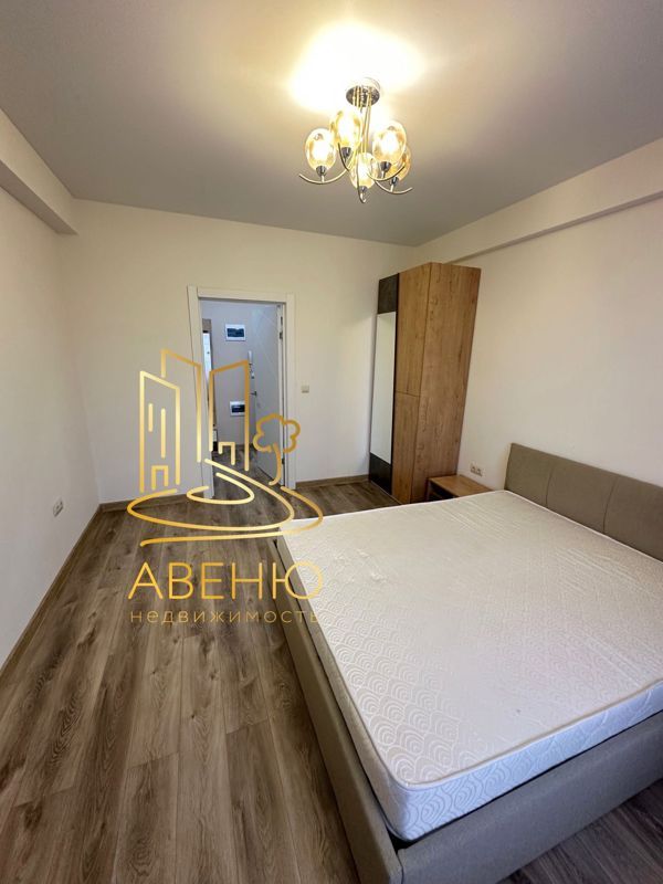 2-комн., 67 м², 1/12 этаж