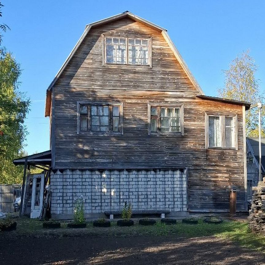 Коттедж, 105 м², 8 соток