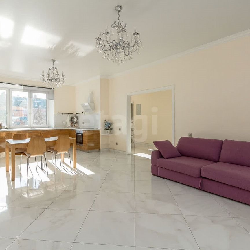 Таунхаус, 242 м², 3 сотки