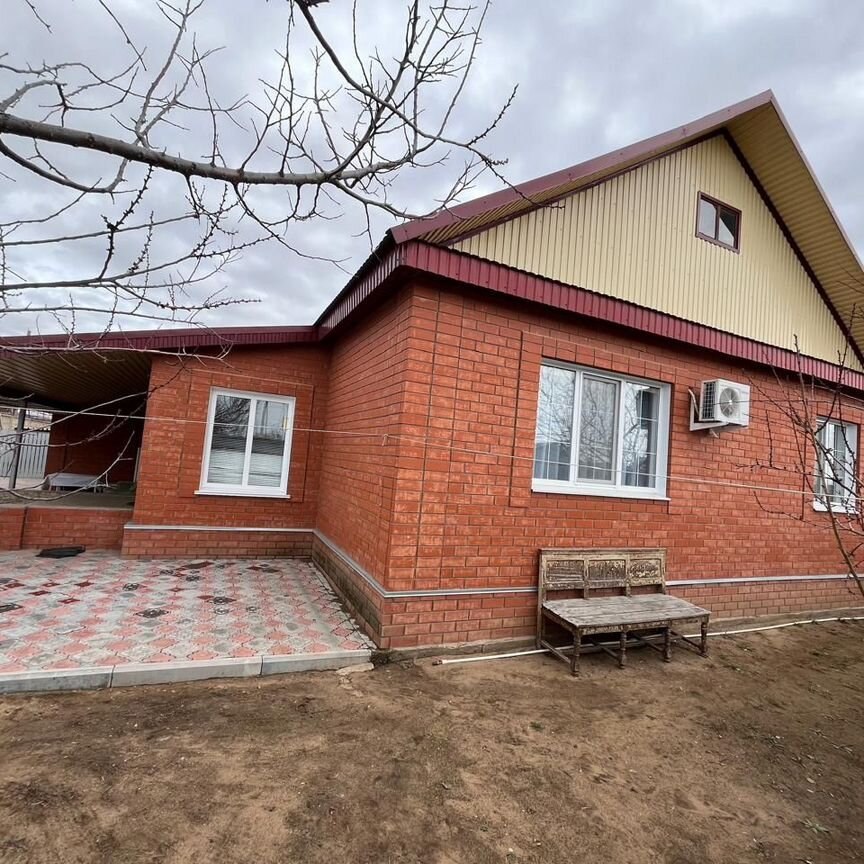 Дом, 100 м², 12 соток