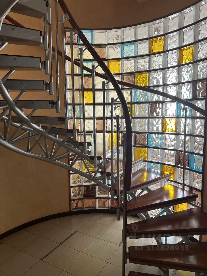 6-комн. квартира, 261.2 м², 7/9 этаж