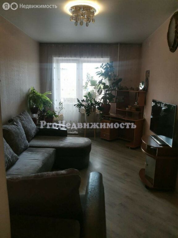 2-комн. квартира, 52 м², 2/5 этаж