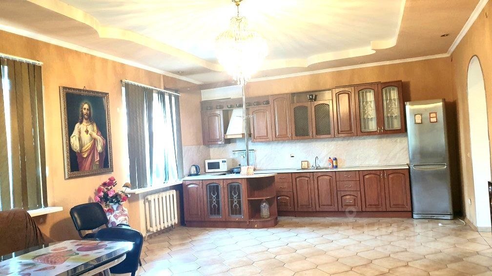 Дом, 225 м², 6 соток