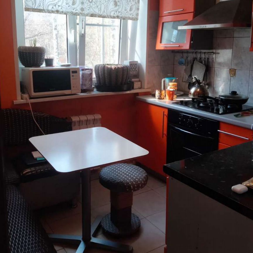 2-комн., 42 м², 2/3 этаж