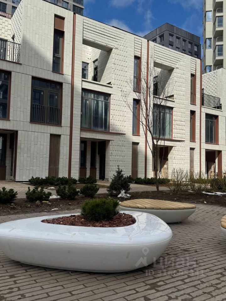 Дом, 254 м², 0.2 соток