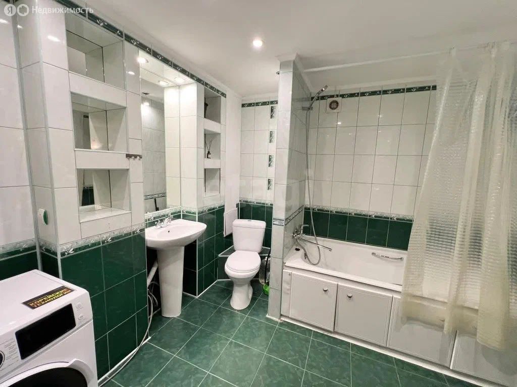 2-комн., 70 м², 8/14 этаж