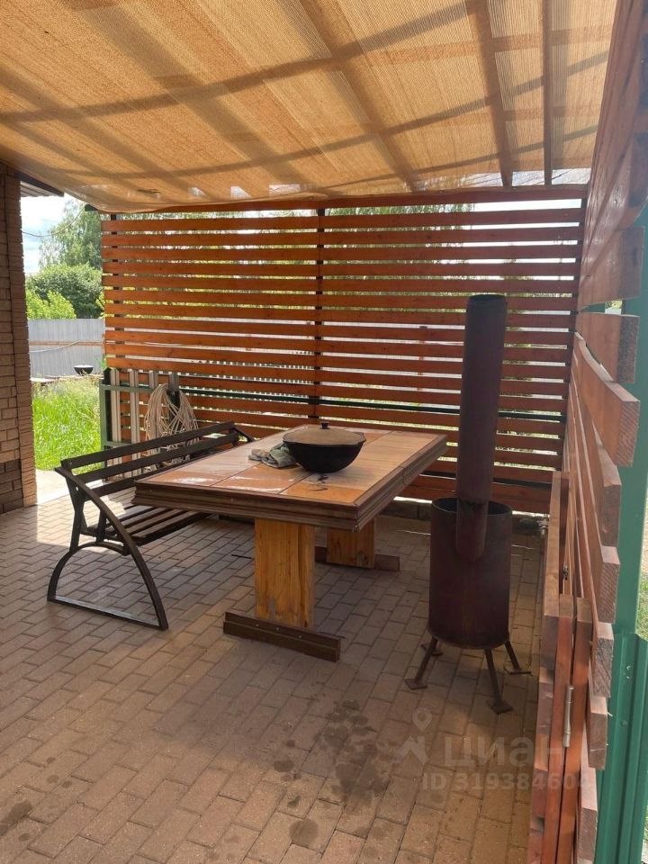 Коттедж, 160 м², 14 соток