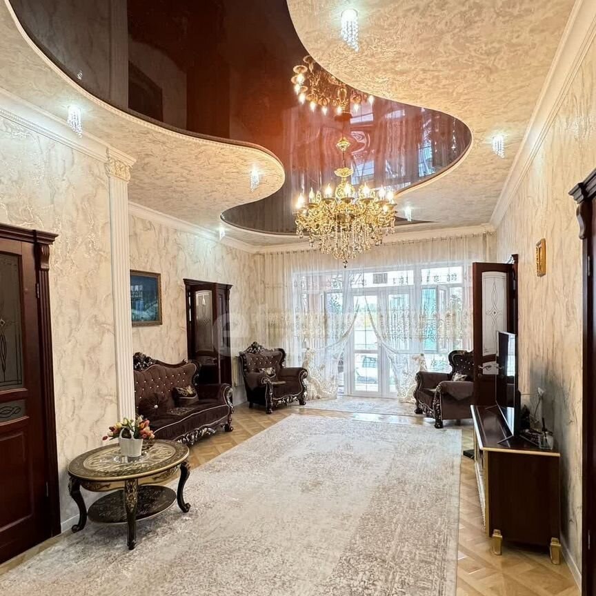 Дом, 185 м², 6 соток