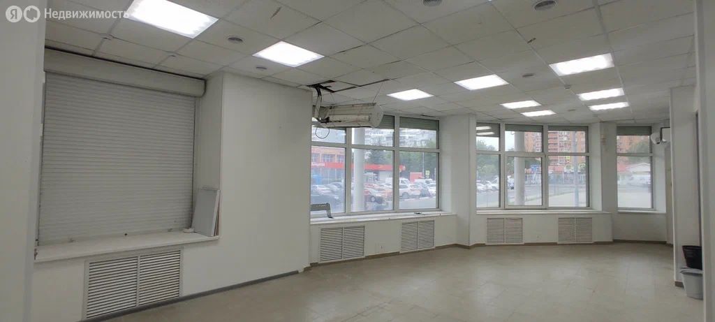 Торговое помещение, 53 м², 1/17 этаж