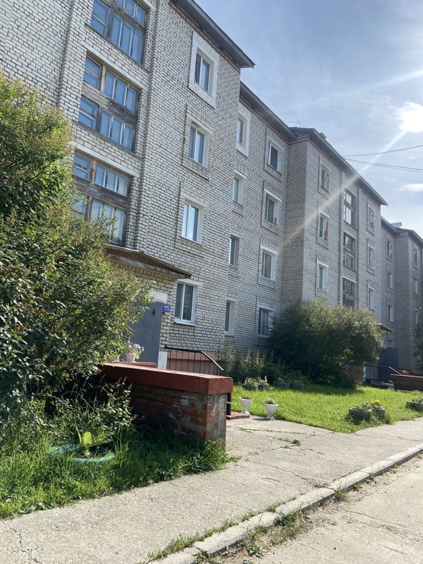 4-комн., 87 м², 1/4 этаж