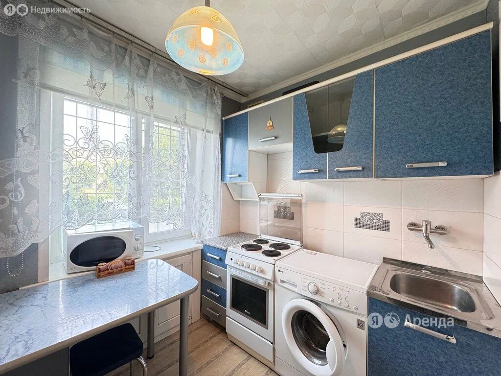 2-комн., 46 м², 1/5 этаж