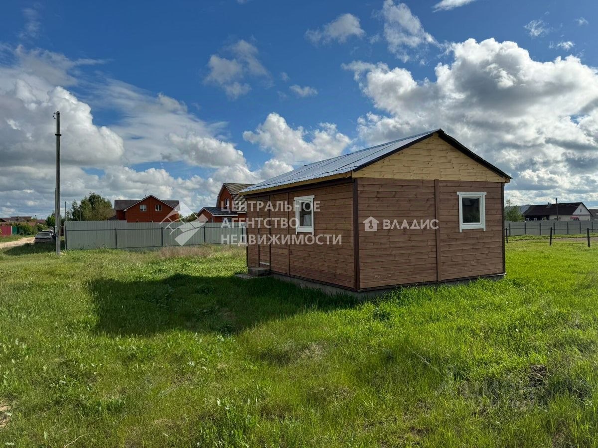 Дом, 28 м², 10 соток