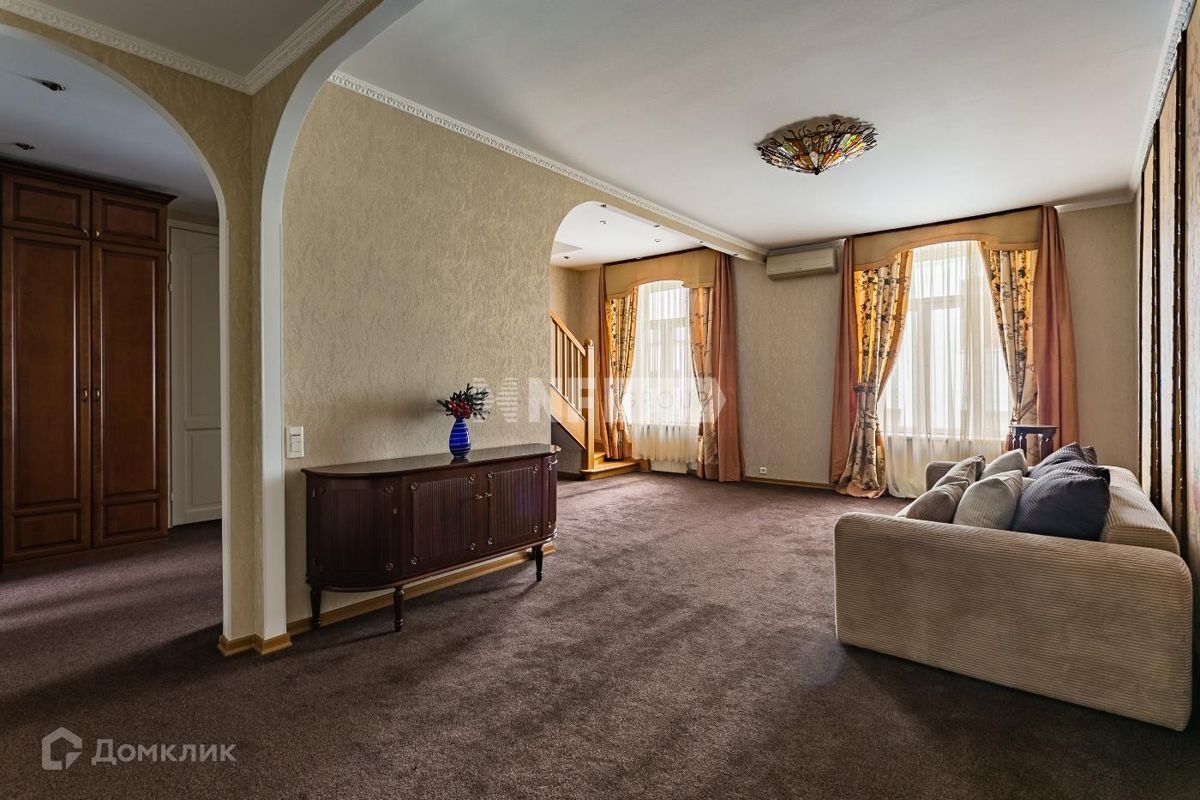 6-комн., 250 м², 6/6 этаж