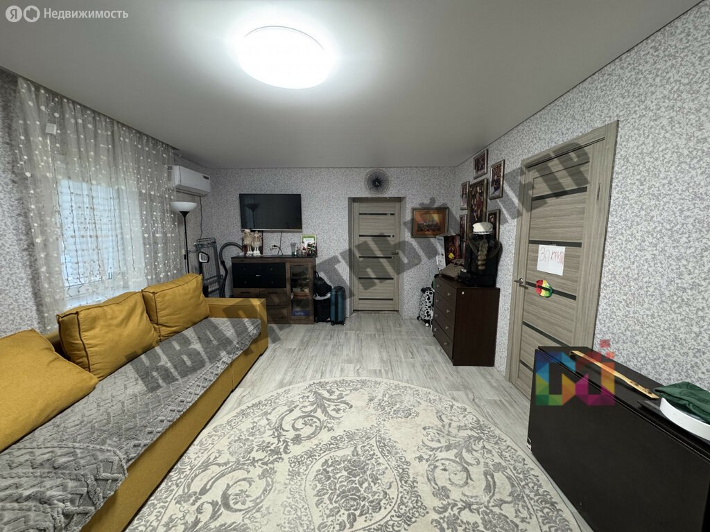 Дом, 68.9 м², 6 соток