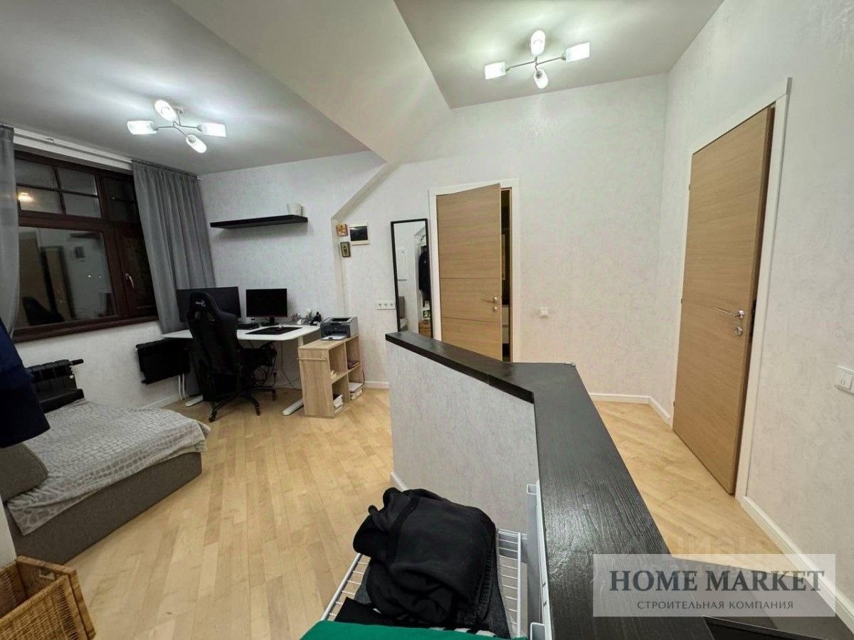 Дом, 245 м², 4 сотки