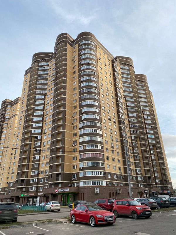 3-комн., 108 м², 18/23 этаж
