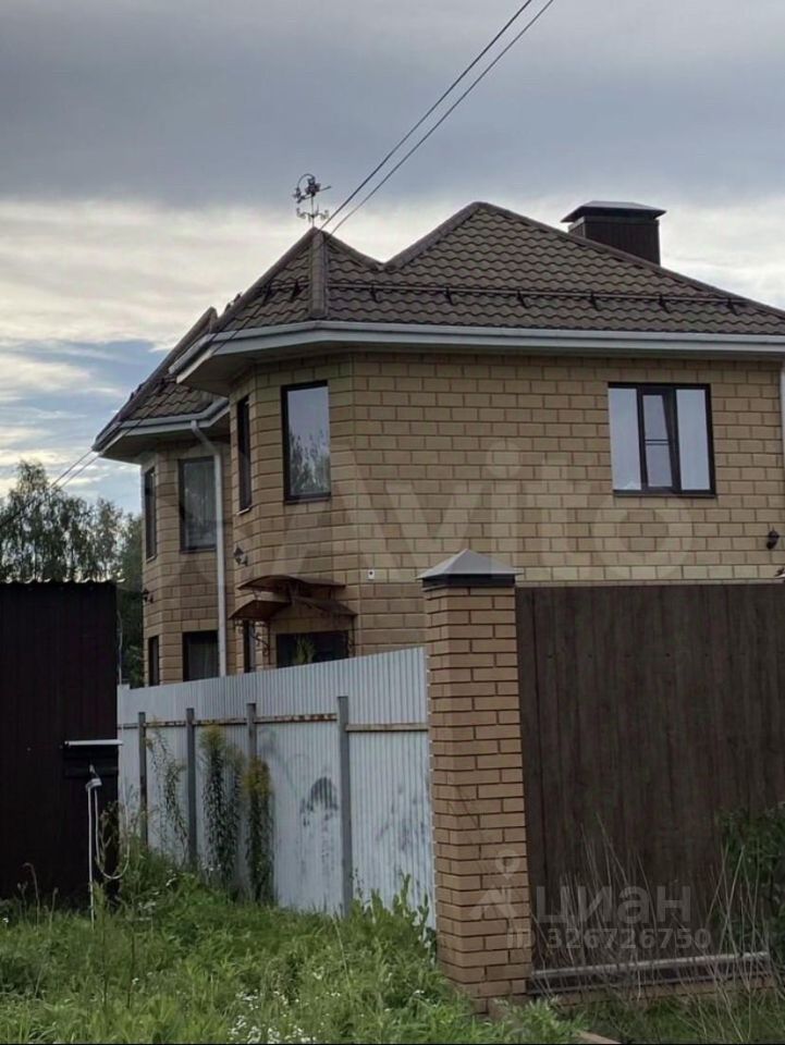 Коттедж, 165 м², 9 соток