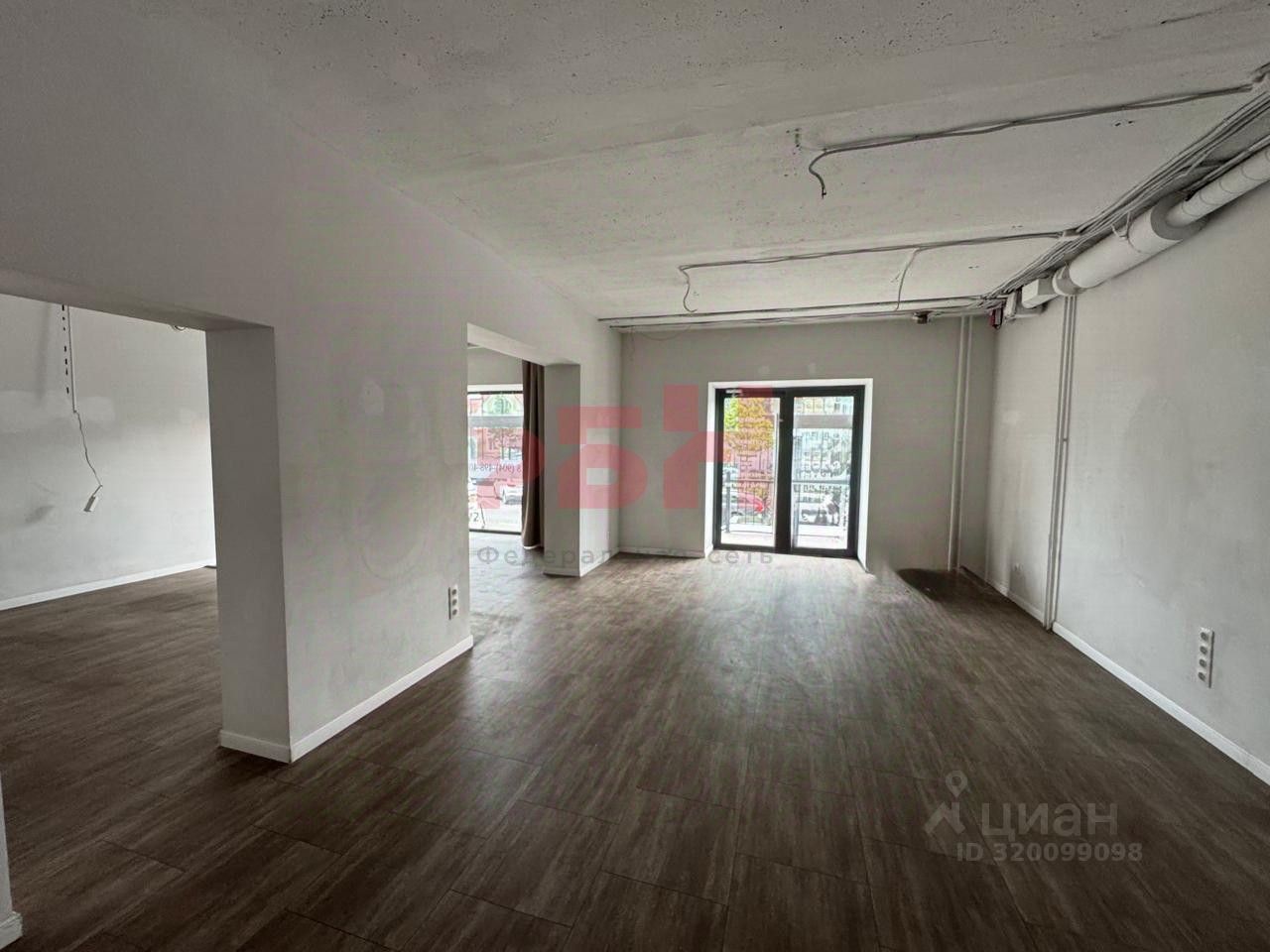 Торговое помещение, 100 м², 1/7 этаж