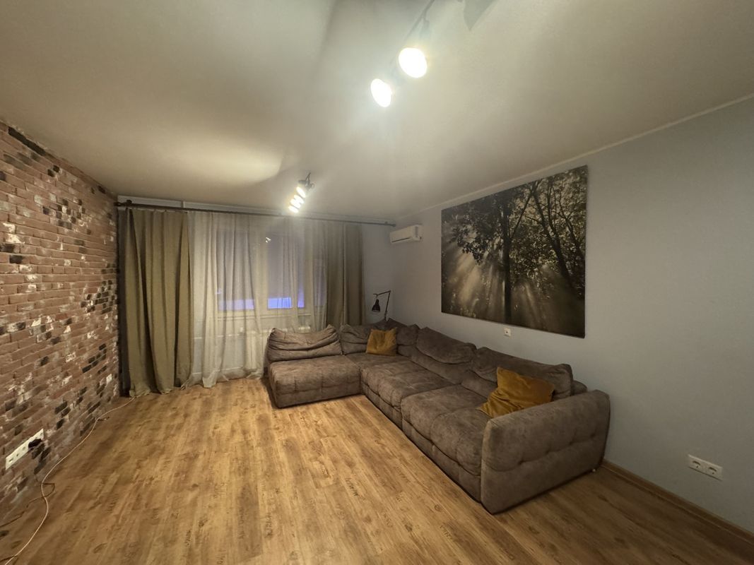 3-комн., 80.6 м², 2/9 этаж