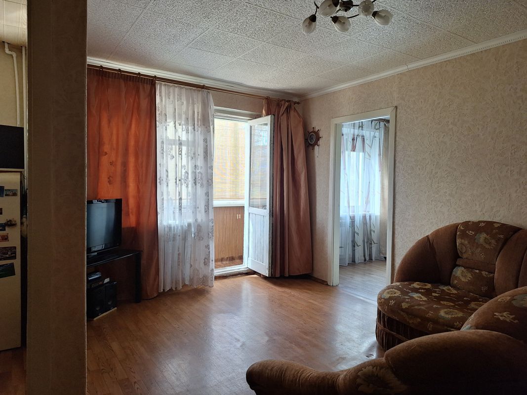 3-комн. квартира, 56.7 м², 2/4 этаж
