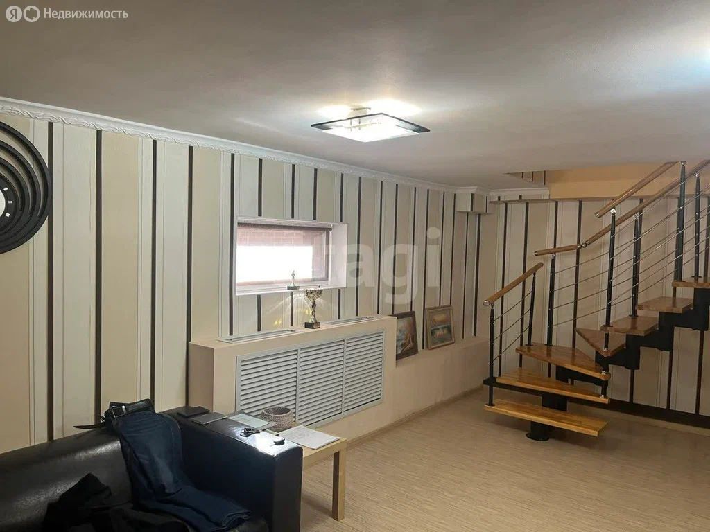 4-комн., Квартира, 241.9 м², 1/3 этаж