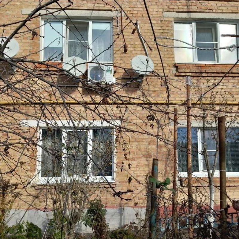 3-комн. квартира, 56 м², 2/2 этаж