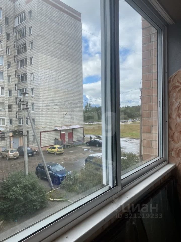 2-комн. квартира, 85.2 м², 2/5 этаж