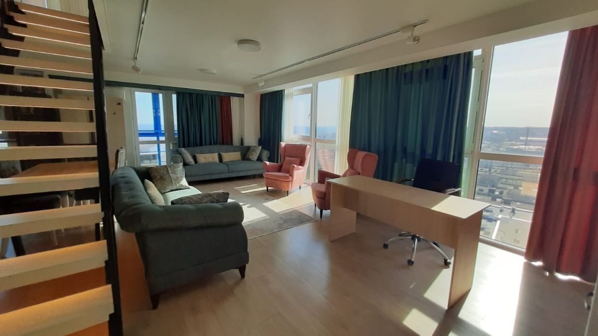 2-комн., 104 м², 17/19 этаж