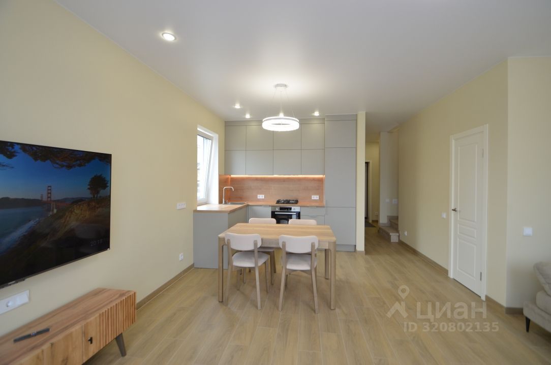 Таунхаус, 100 м², 4 сотки