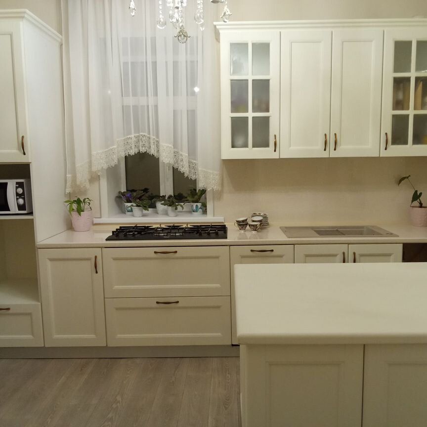 7-комн. квартира, 156 м2, 2/2 этаж