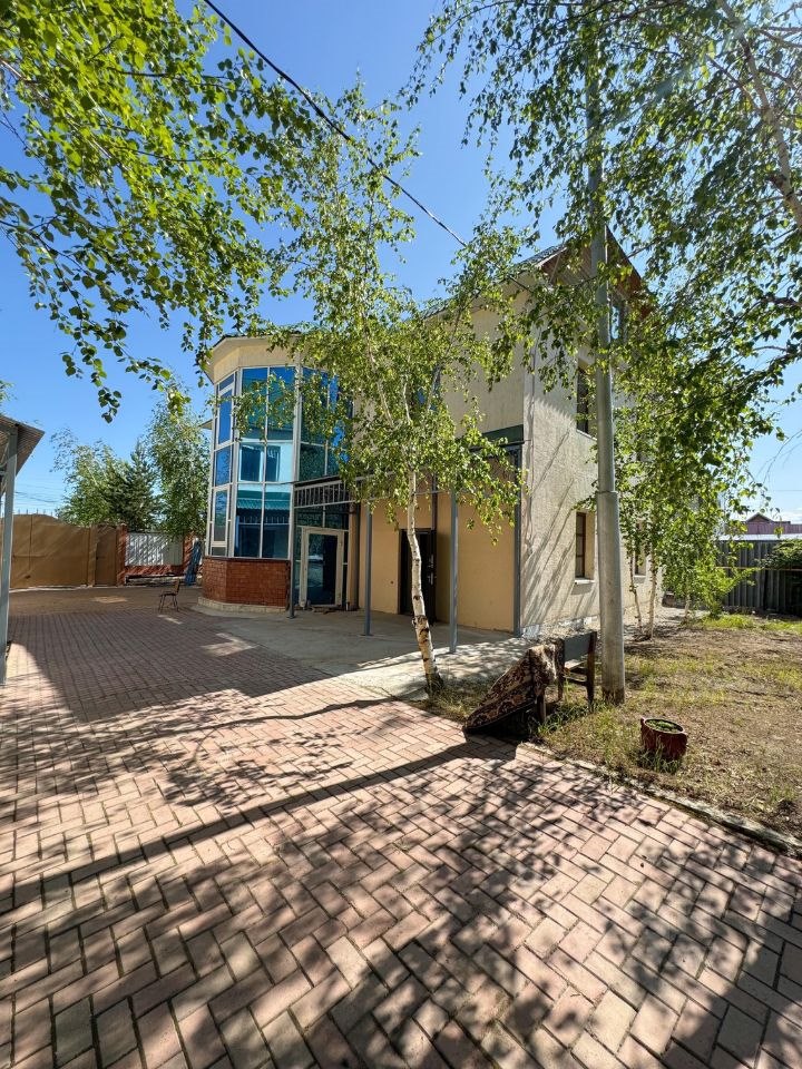 Коттедж, 686 м², 16.3 соток