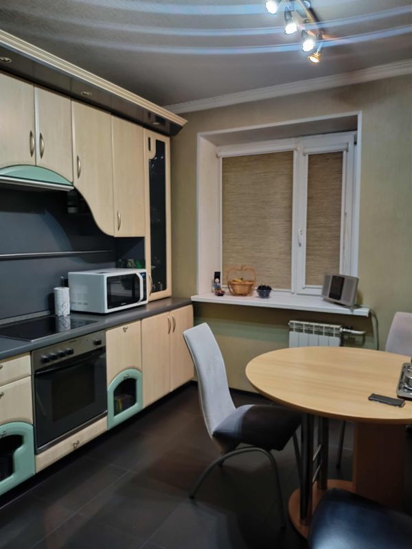 3-комн., 77 м², 1/5 этаж