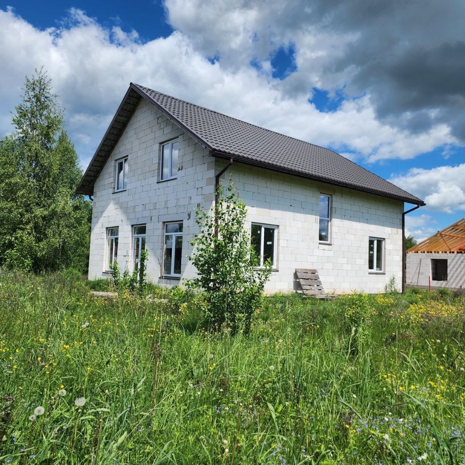 Дом, 190 м², 15 соток