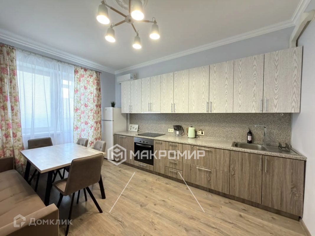 2-комн. квартира, 71.1 м2, 19/20 этаж