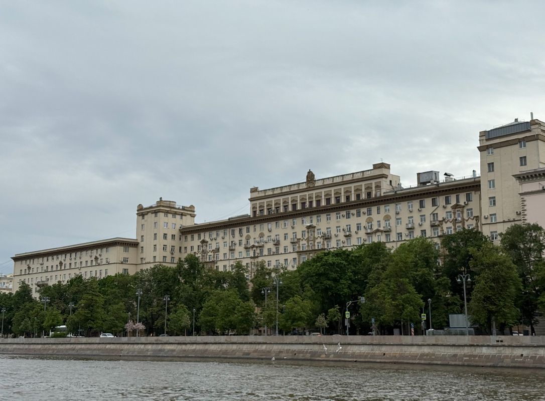 4-комн., 105.8 м², 2/11 этаж