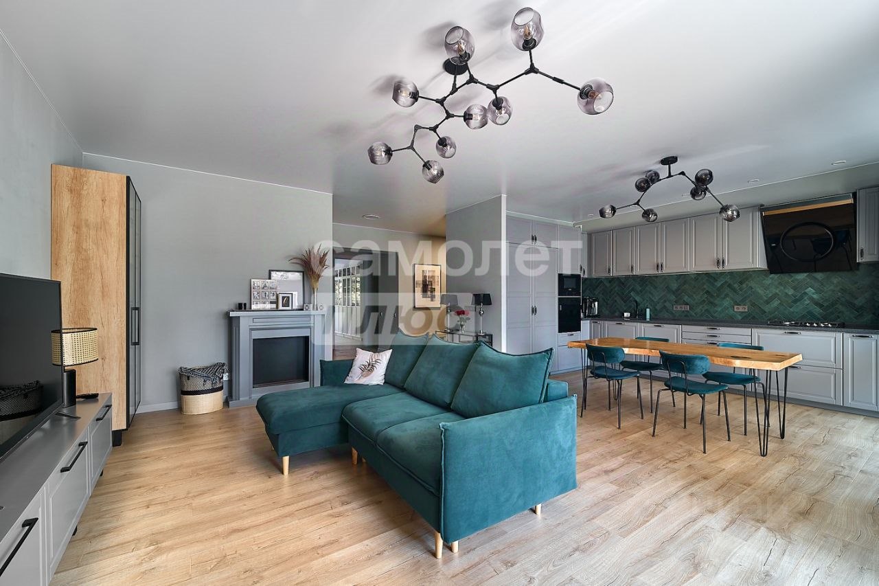 4-комн., 124.7 м², 2/5 этаж