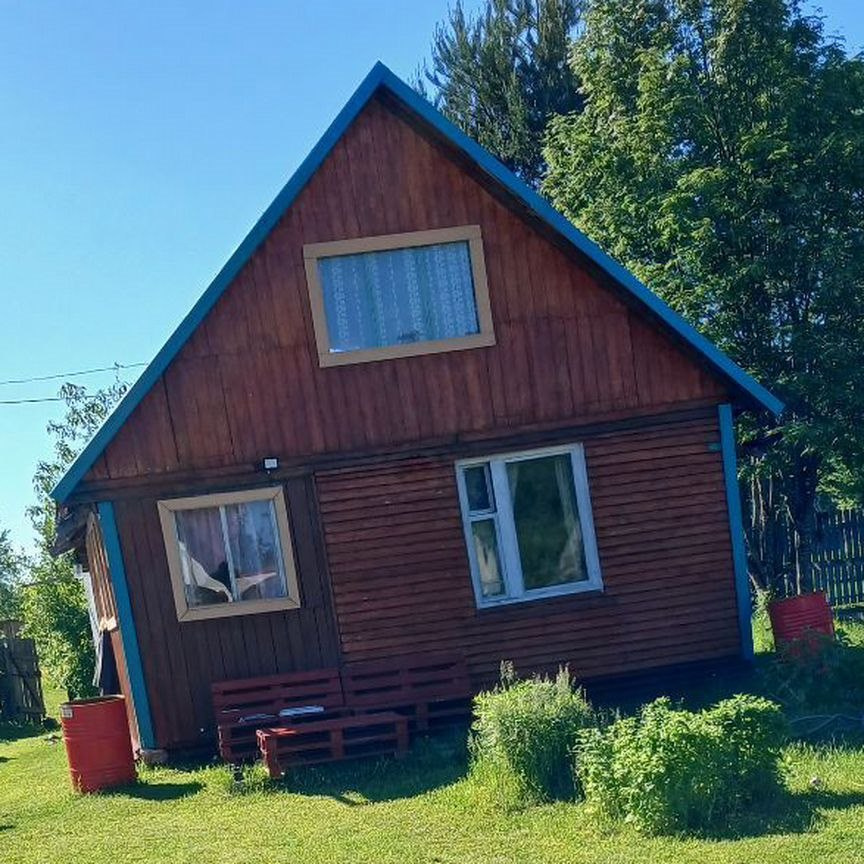 Коттедж, 35 м², 10 соток