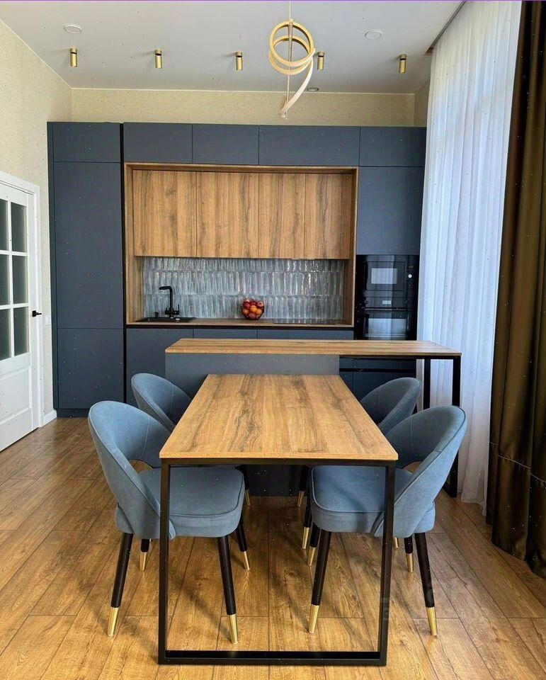 3-комн., 70 м², 1/8 этаж