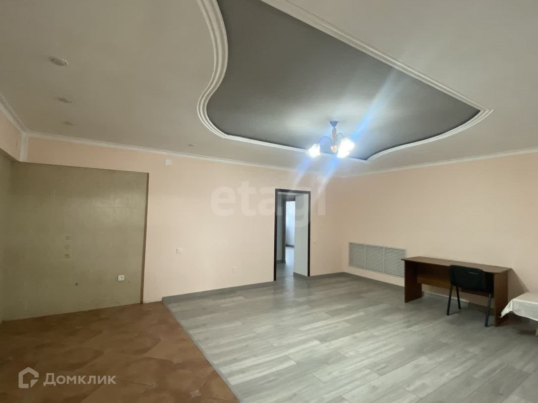 4-комн., 98 м², 1/3 этаж