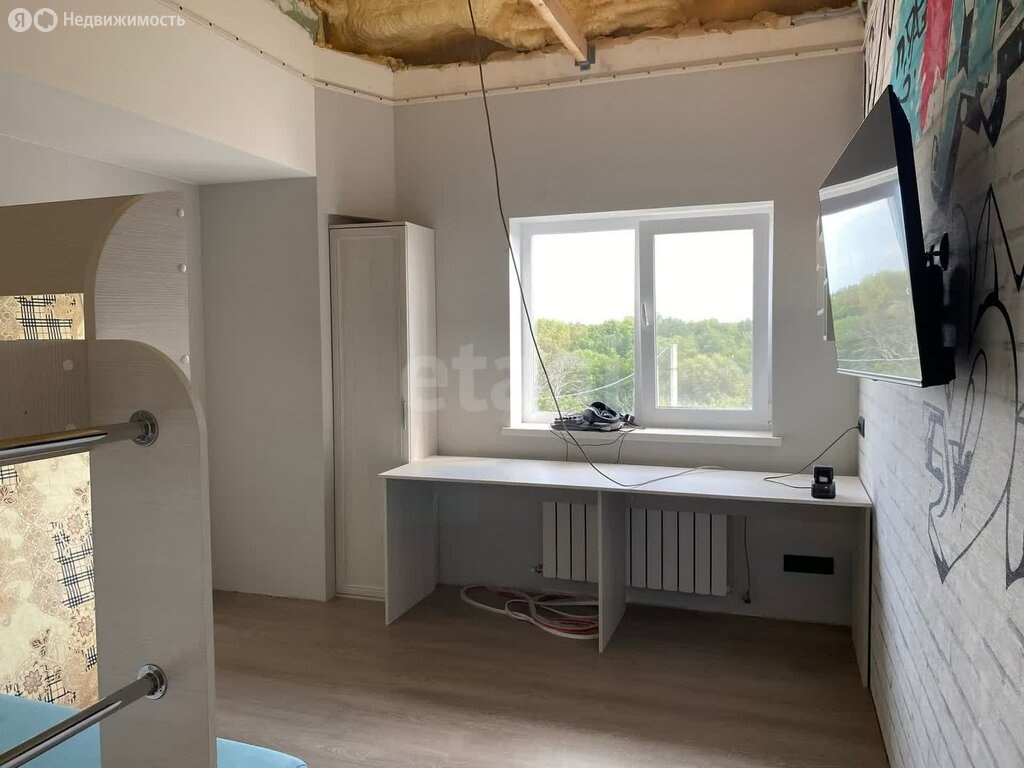 Дом, 505.1 м², 10.49 соток