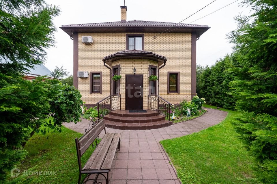 Дом, 204 м², 7 соток