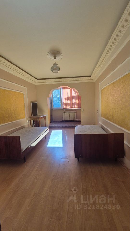 2-комн. квартира, 54 м², 5/5 этаж