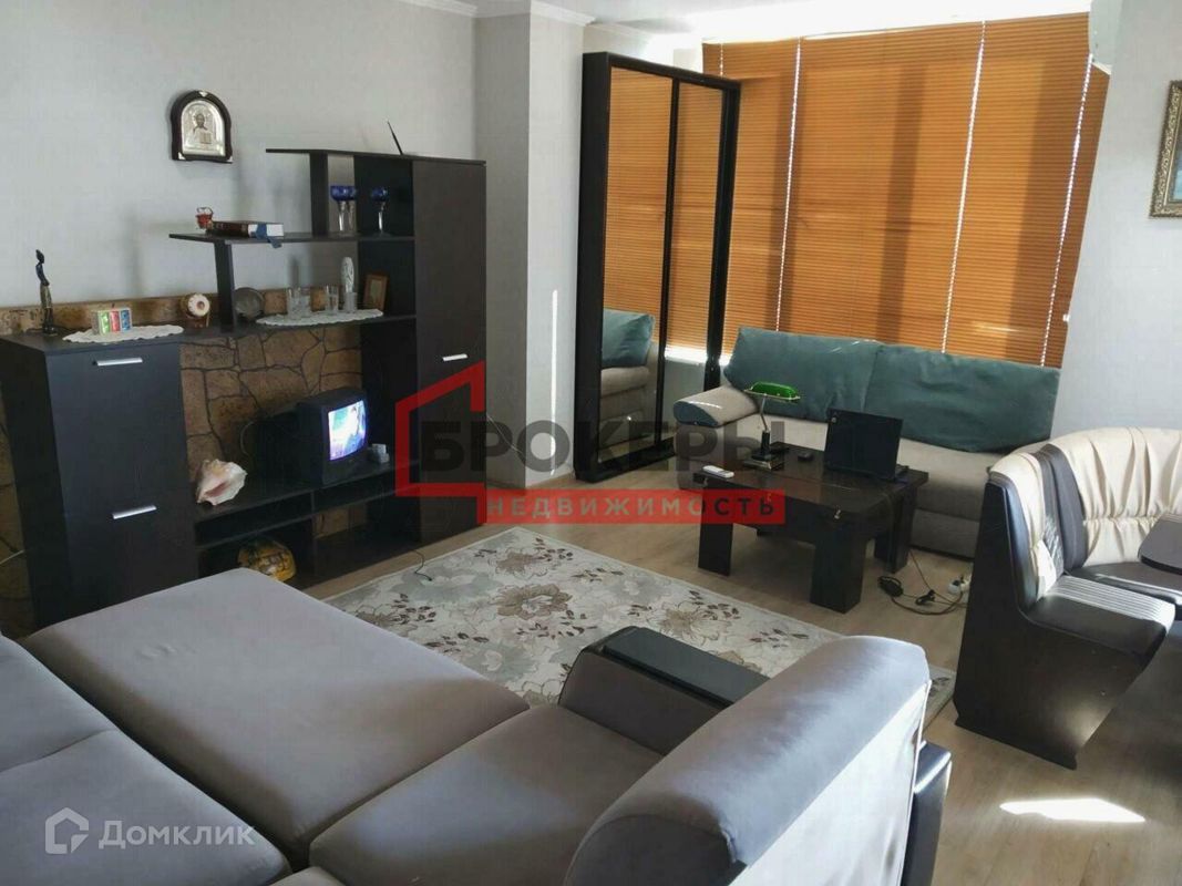 1-комн., 43 м², 10/10 этаж